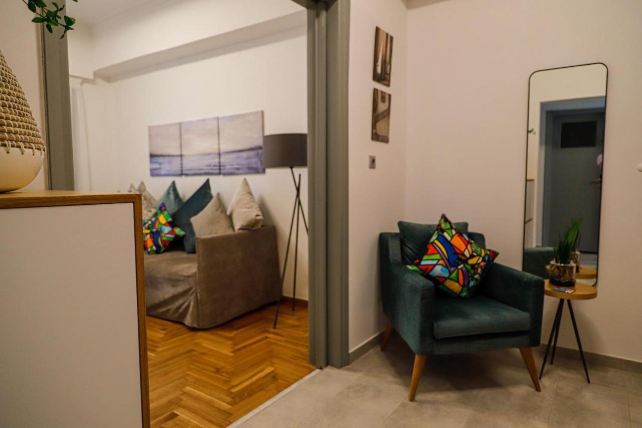 Newly Renovated Apartment 7 Min Walk From Acropolis Atenas Exterior foto