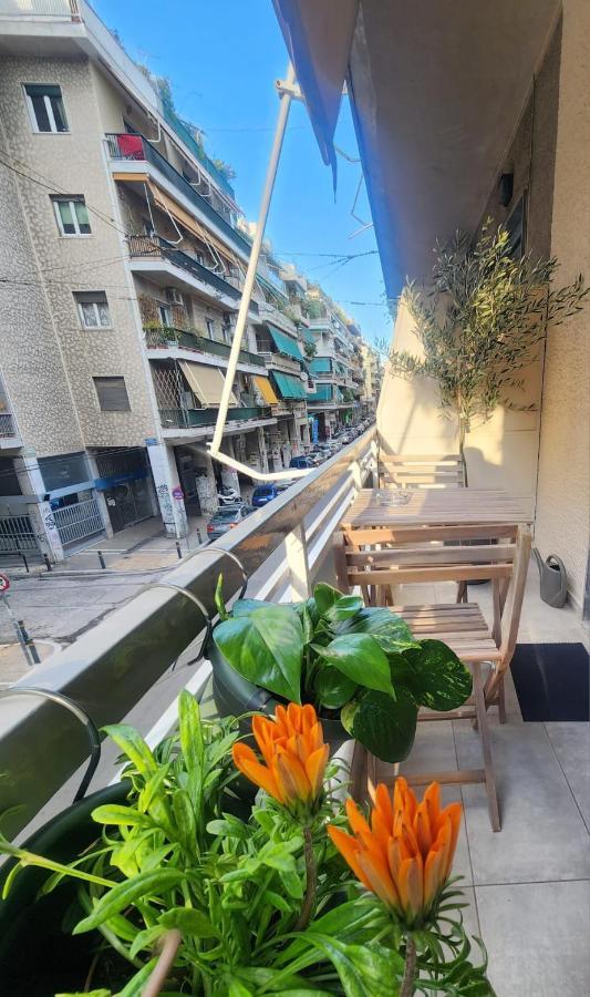 Newly Renovated Apartment 7 Min Walk From Acropolis Atenas Exterior foto