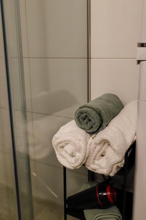 Newly Renovated Apartment 7 Min Walk From Acropolis Atenas Exterior foto