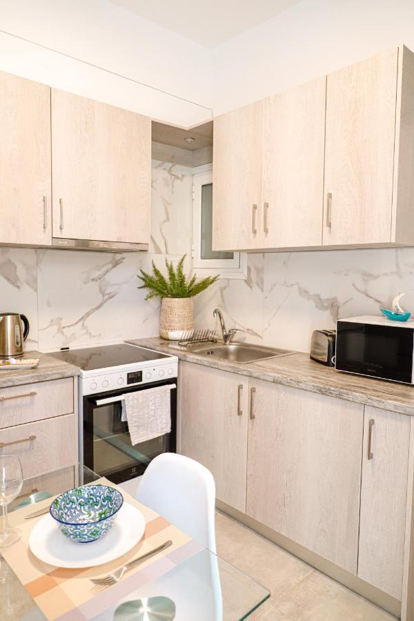 Newly Renovated Apartment 7 Min Walk From Acropolis Atenas Exterior foto
